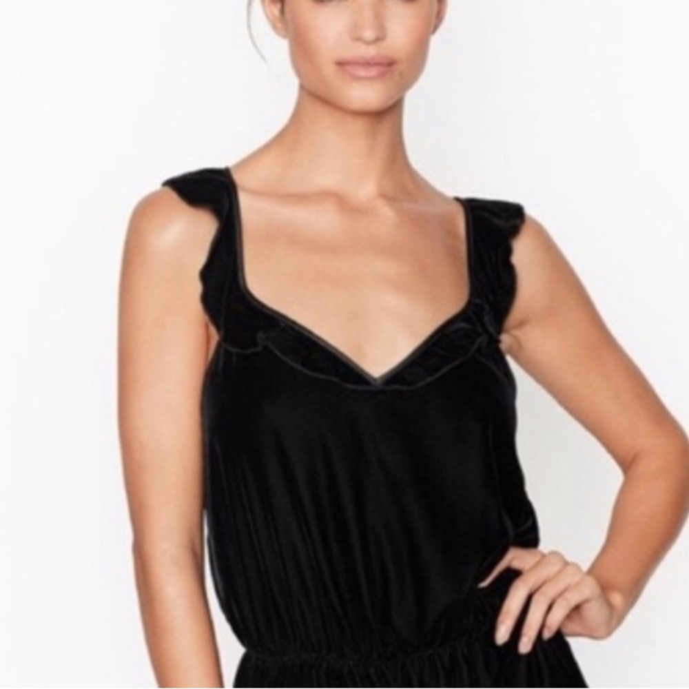 Ruffle Tank Cami in black